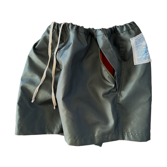 heavy duty flight short