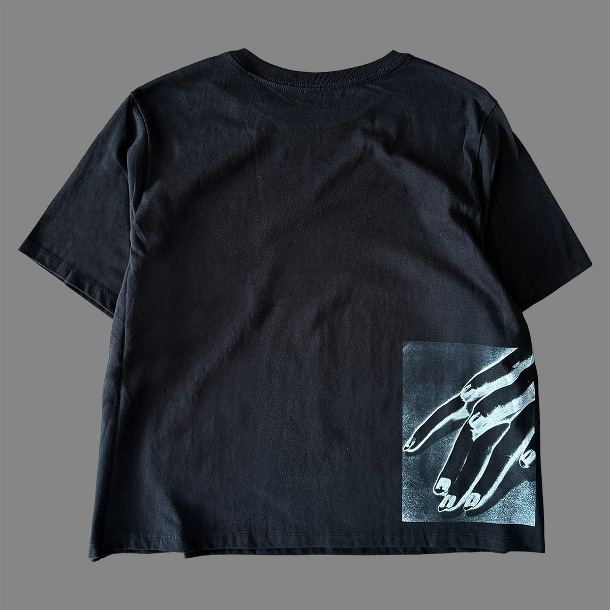 endure tee