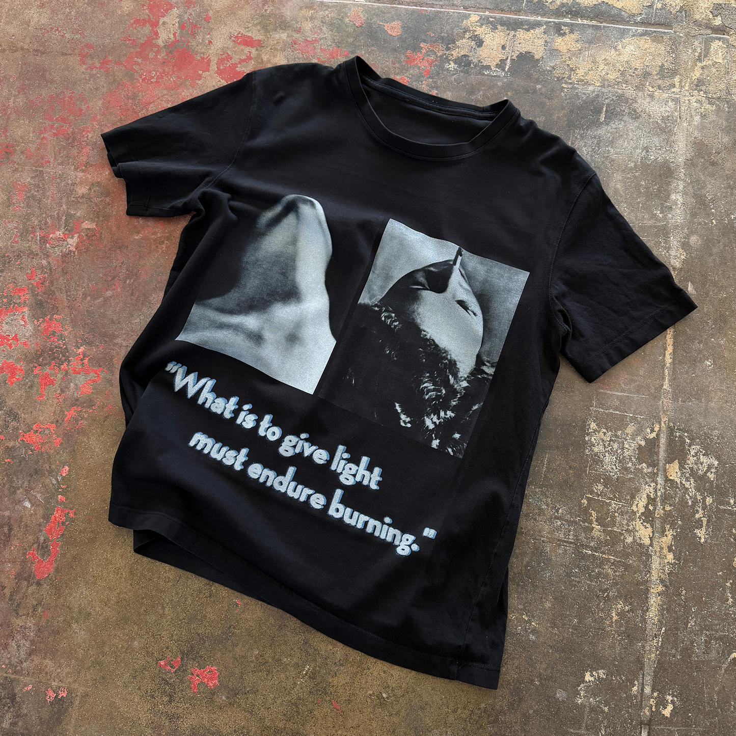 endure tee