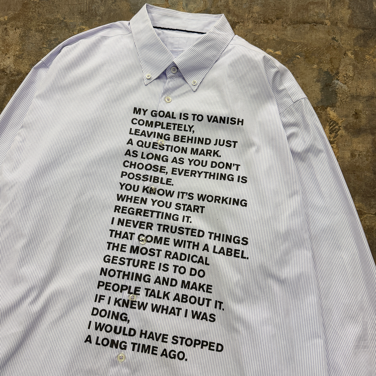 vanish button down