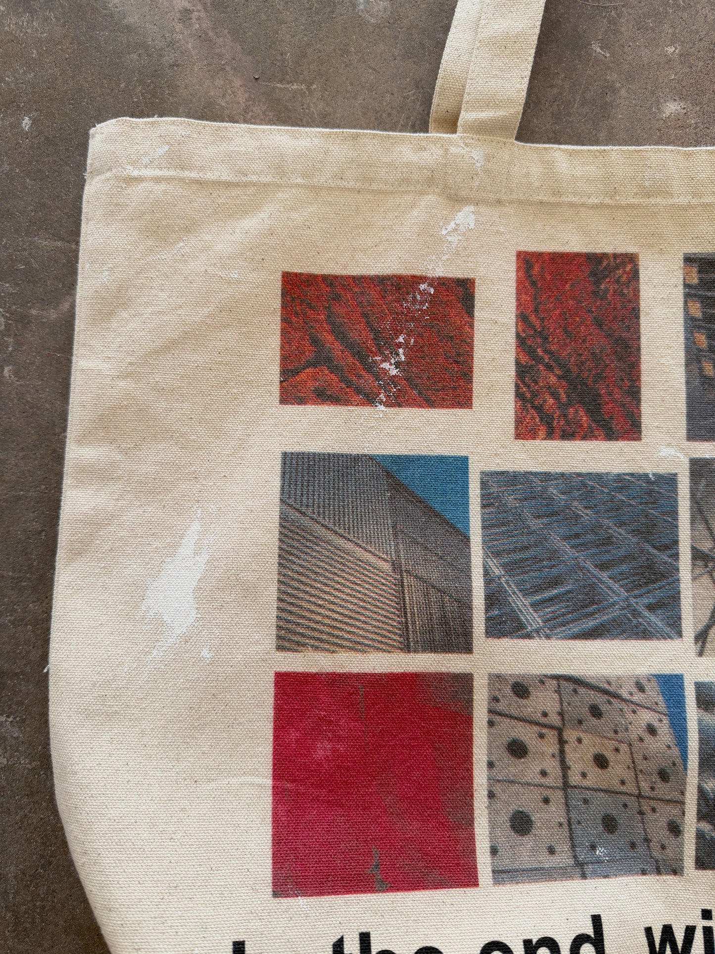 dust tote