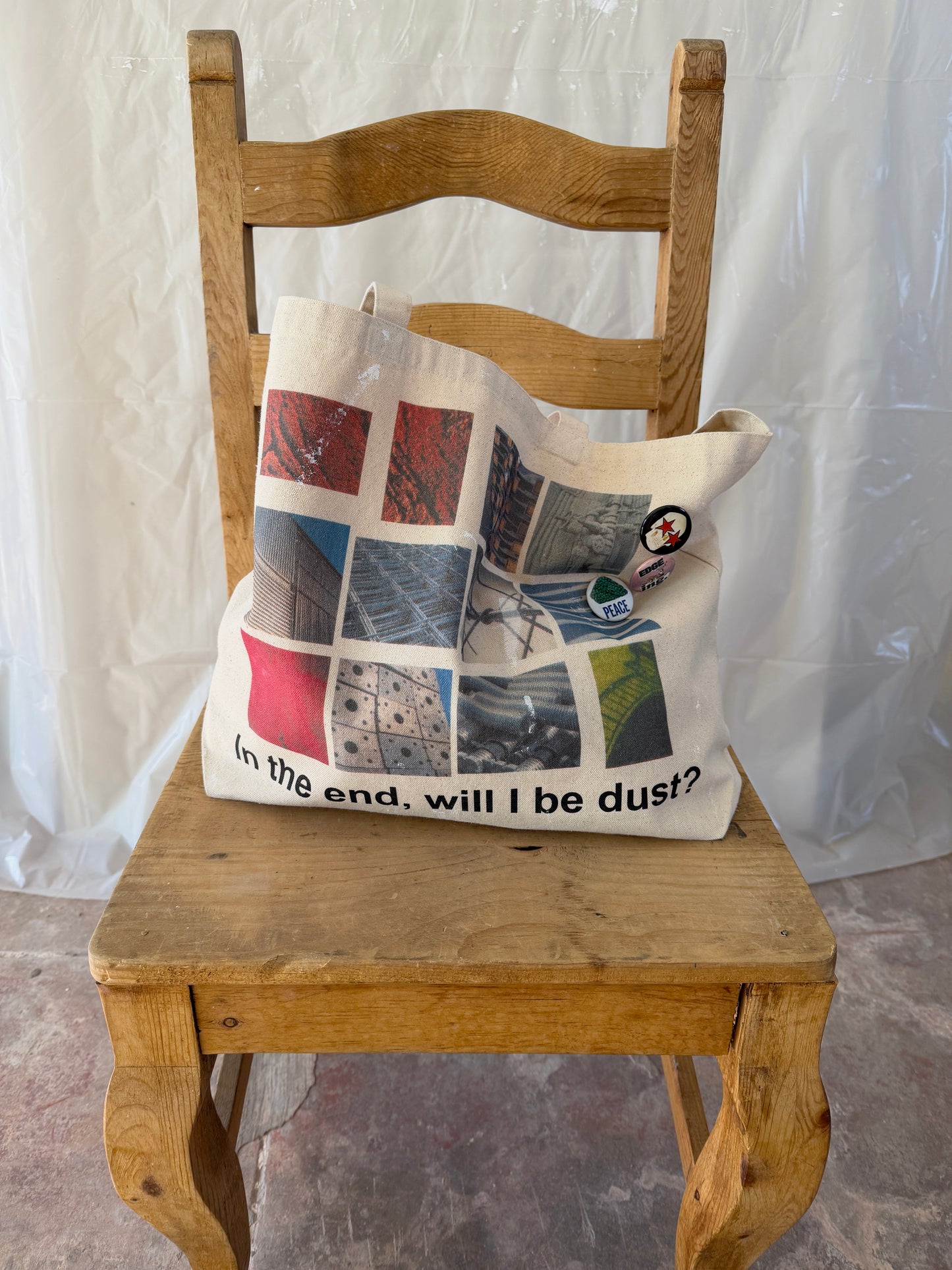 dust tote
